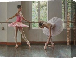 Zeju Canvas Paintings - Delicate Duo by Guan zeju